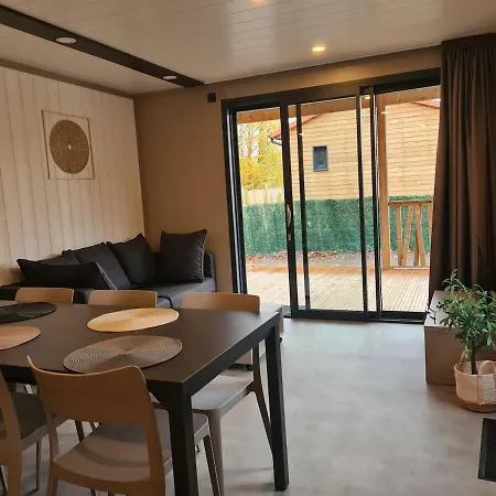 Du Der Alpstuga Giffaumont-Champaubert